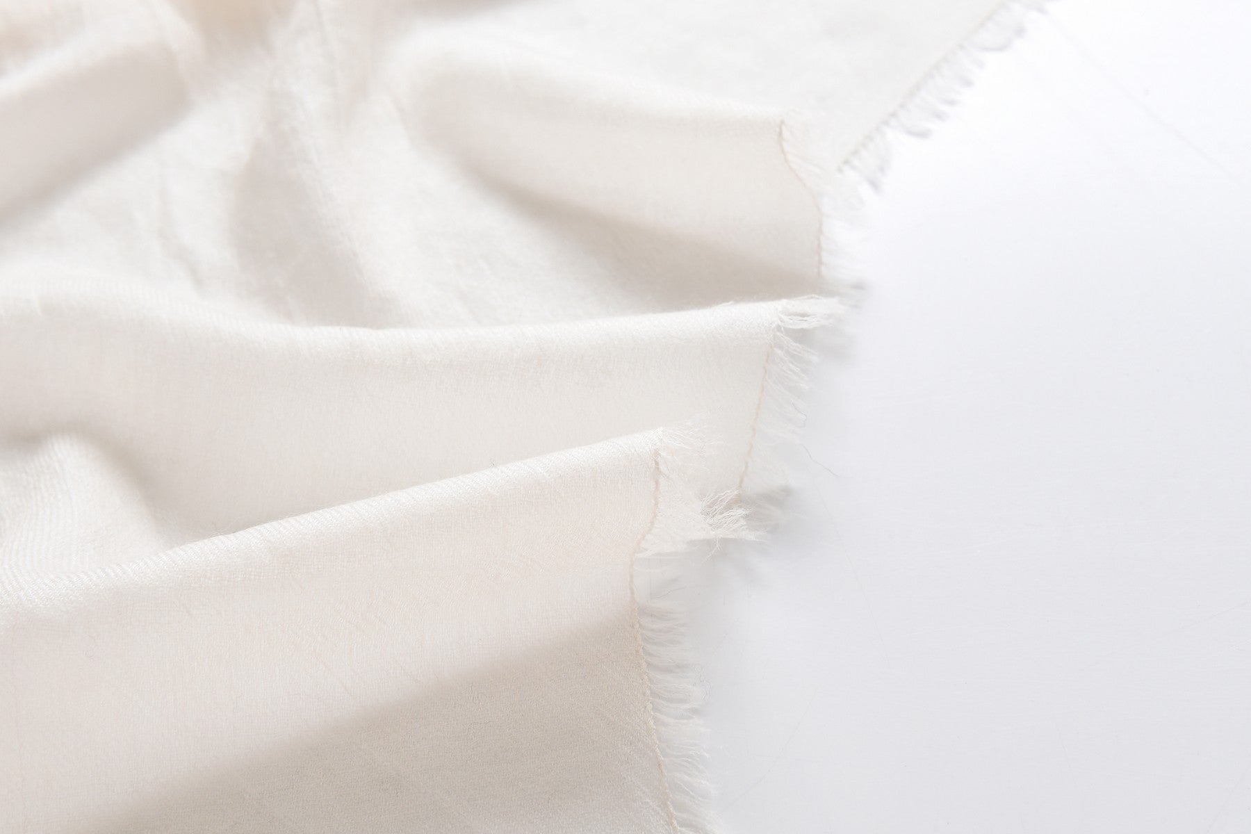 Brilliantem Embellished Ivory Cashmere Scarf with fringe