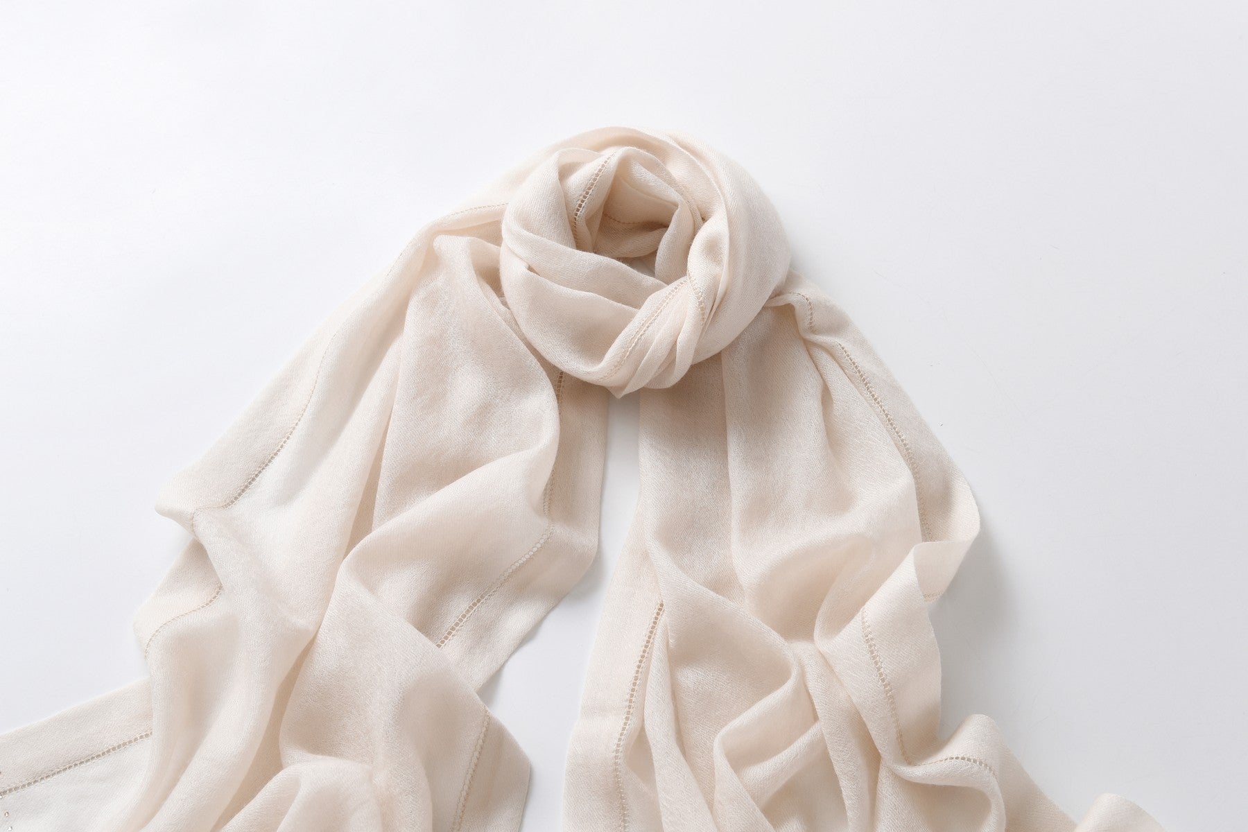 Starry Embellished Ivory Cashmere Scarf with Beige Lining