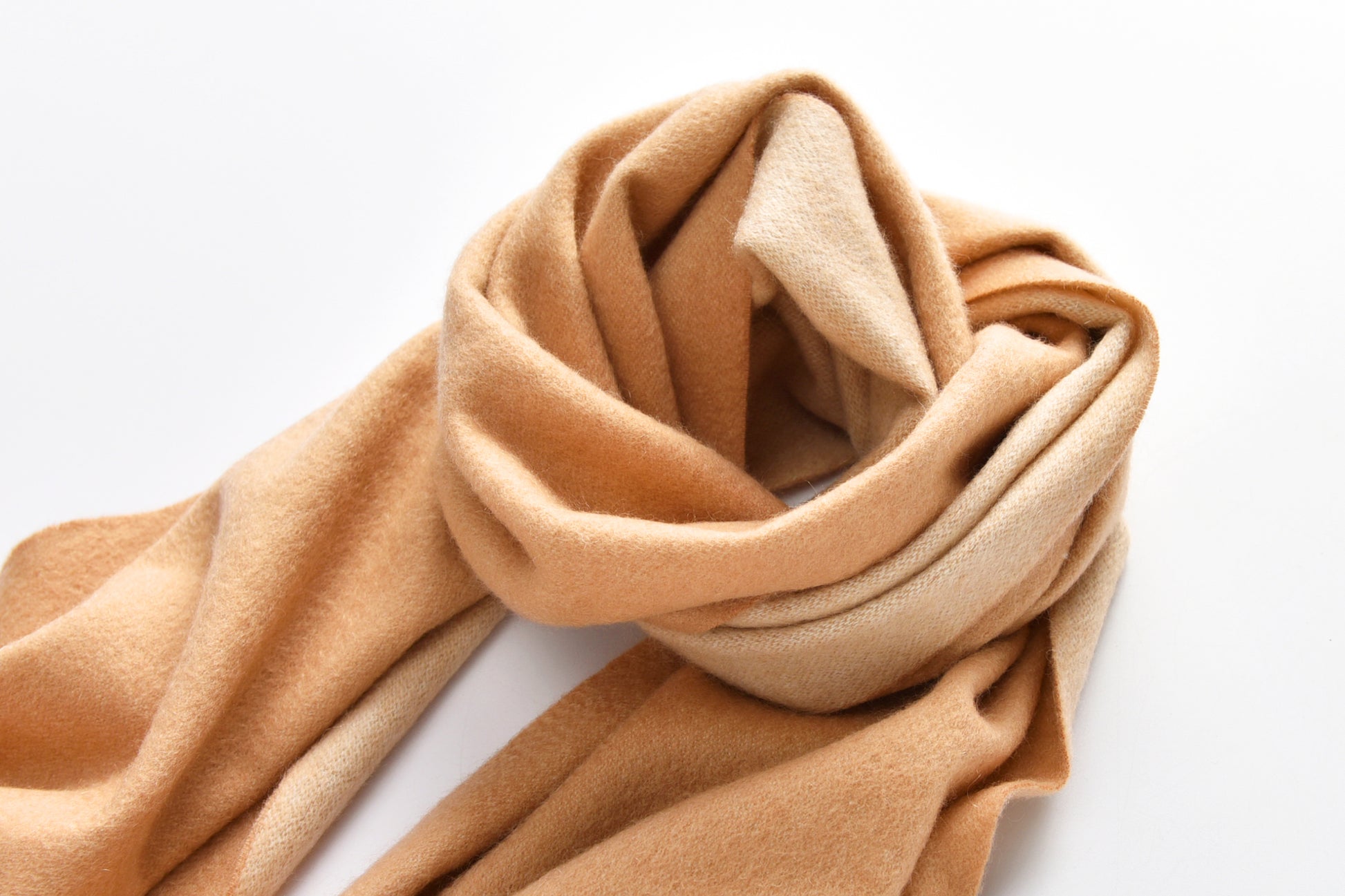 Double-Sided Cashmere Scarf in Peach & Ivory