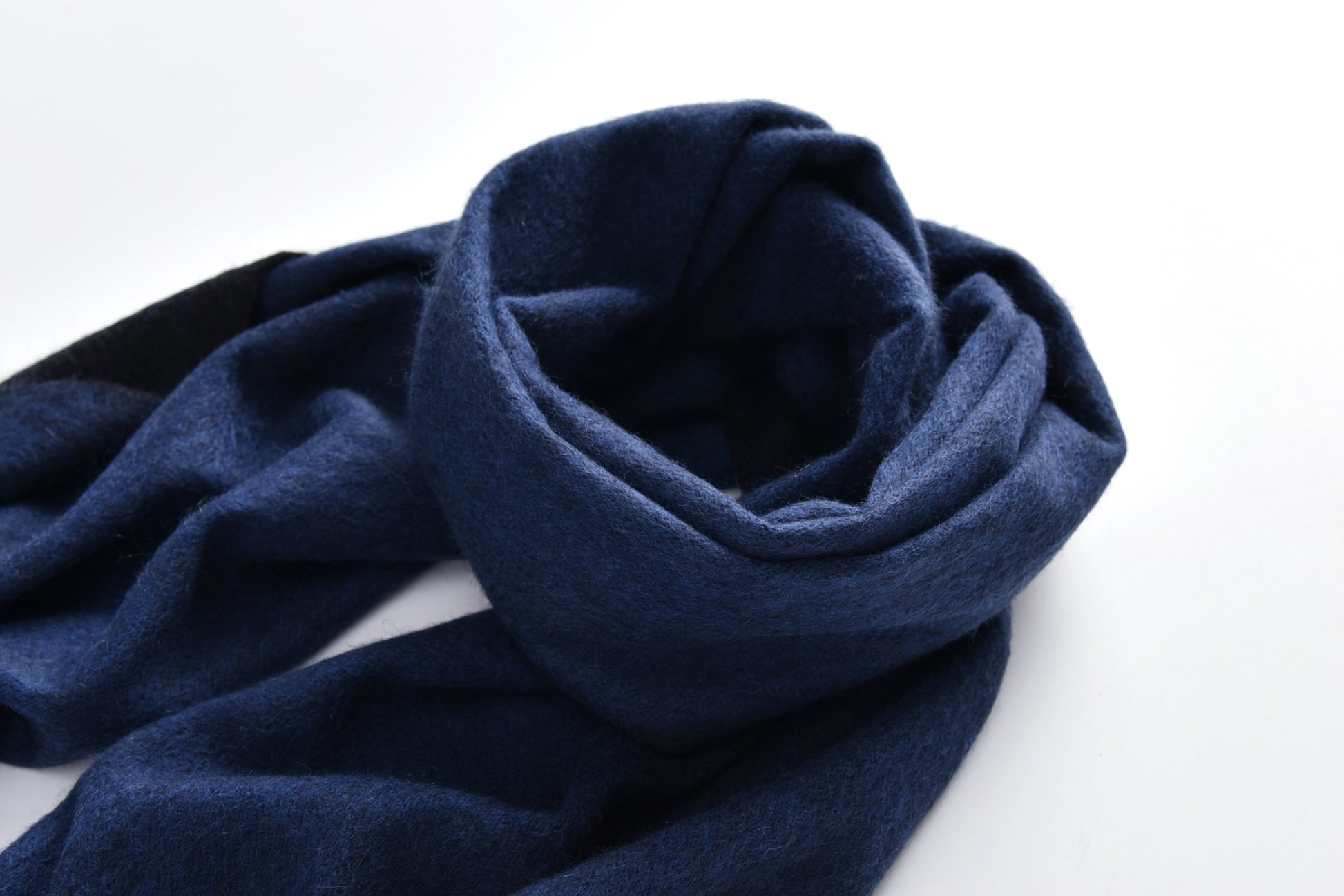 Double-Sided Cashmere Scarf in Navy Blue