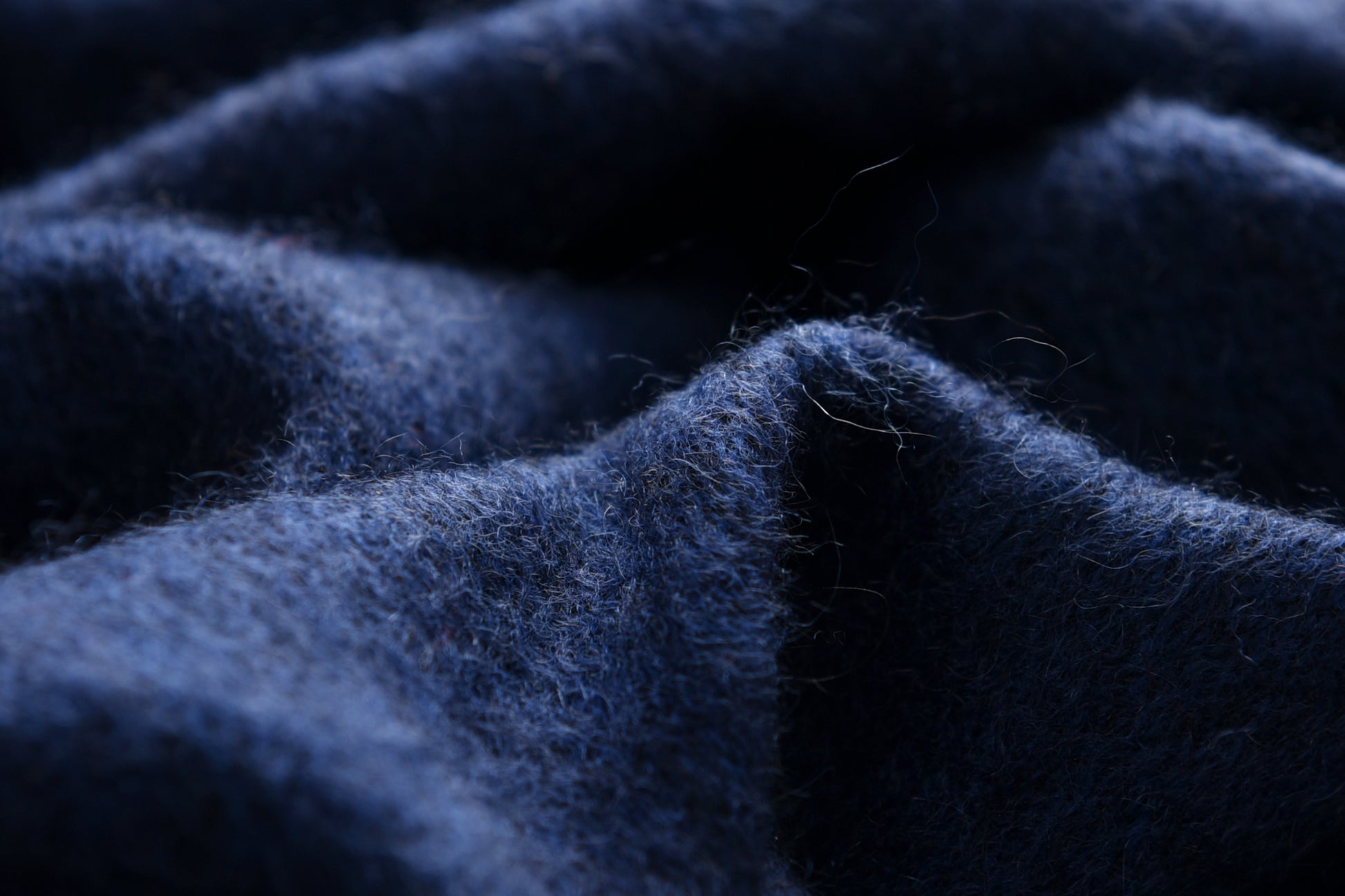 Double-Sided Cashmere Scarf in Navy Blue