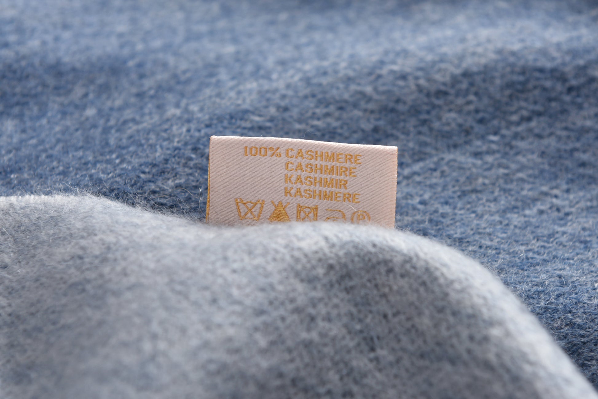 Double-Sided Cashmere Scarf in Navy & Grey