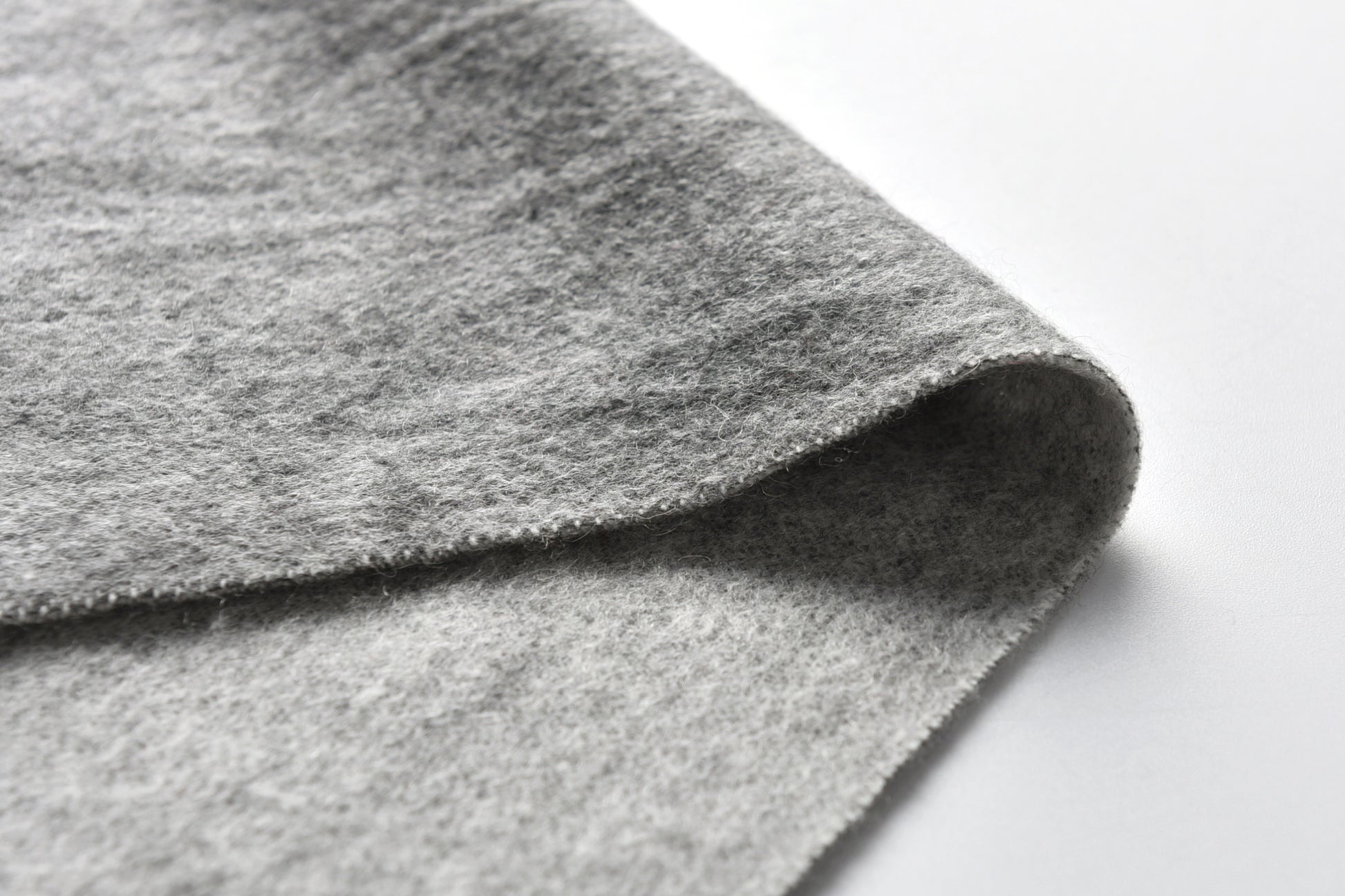 Double-Sided Cashmere Scarf in Grey