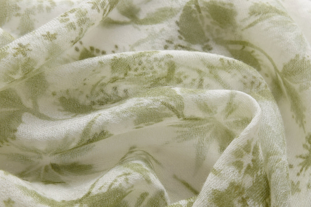 Watercolour Giardino Cashmere Scarf in Green