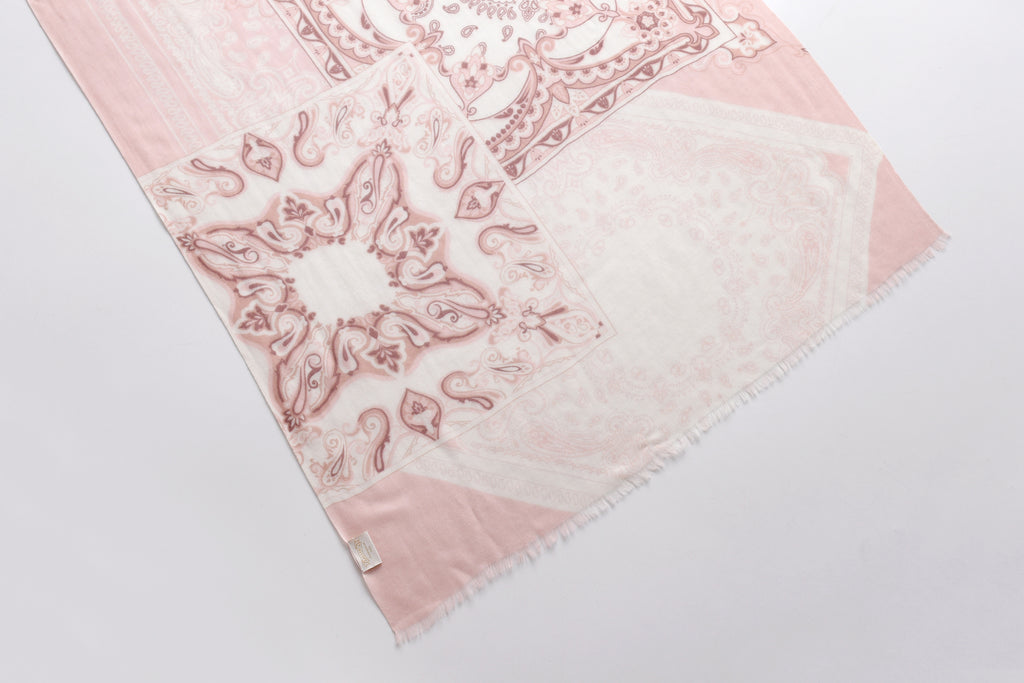 Arabesque Cashmere Scarf in Pink