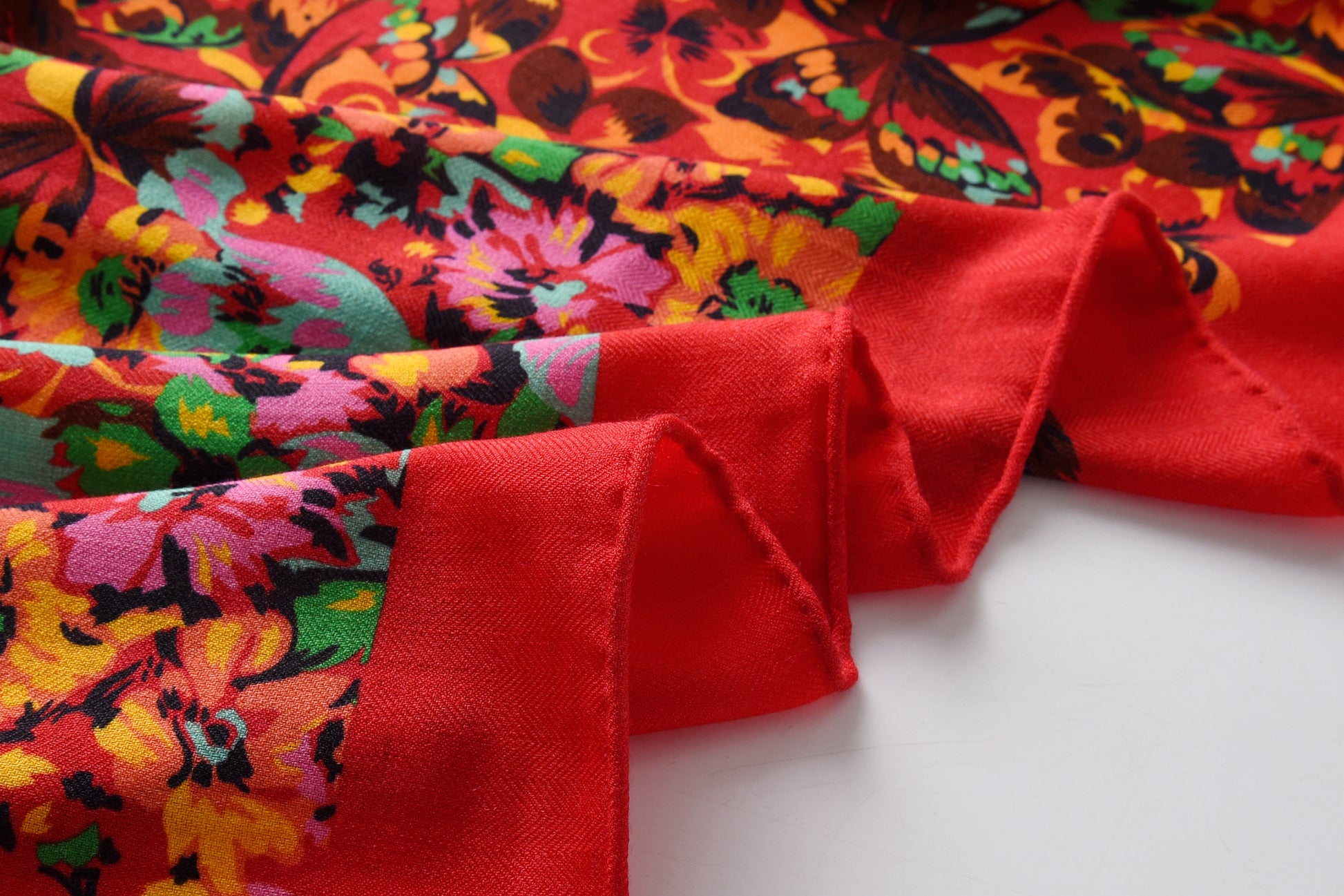 Heart Shaped Floral Butterfly Cashmere Scarf in Red